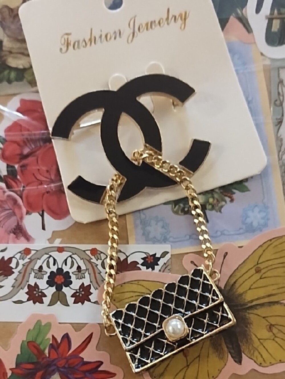 Black and Gold Quilted Bag Brooch